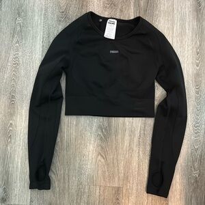 Gymshark black long sleeve crop top